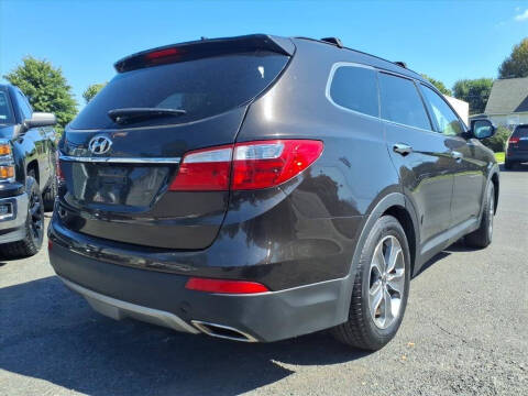 2016 Hyundai Santa Fe SE