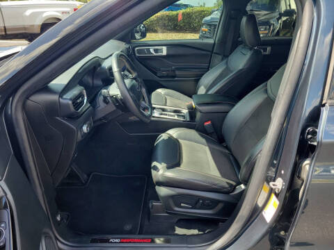 2022 Ford Explorer ST