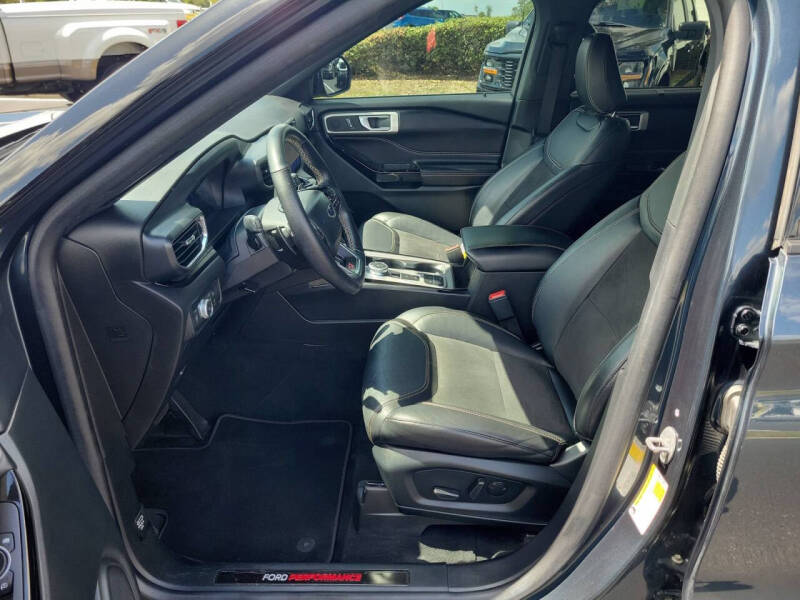 2022 Ford Explorer ST