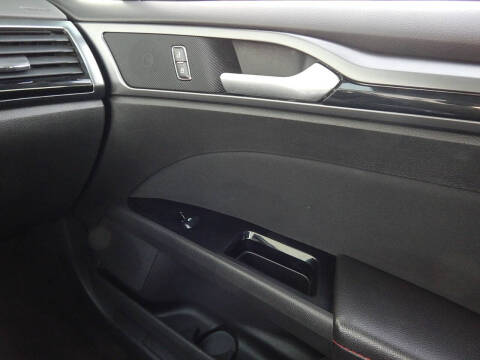 2014 Ford Fusion Hybrid SE