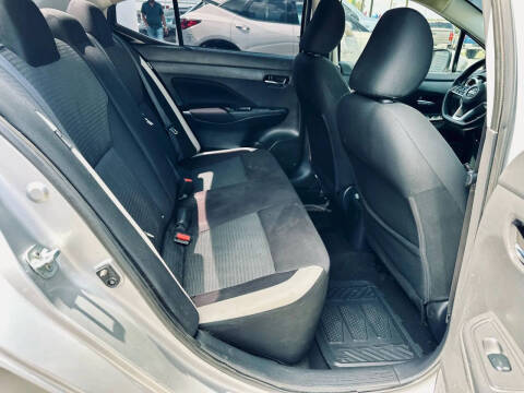 2021 Nissan Versa SV