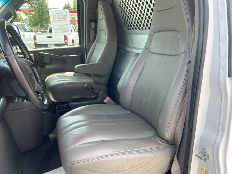2017 Chevrolet Express 2500