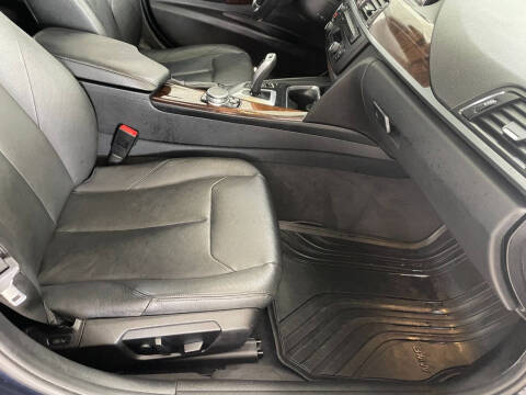 2015 BMW 3 Series 328i xDrive