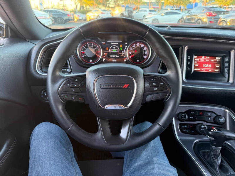 2017 Dodge Challenger R/T