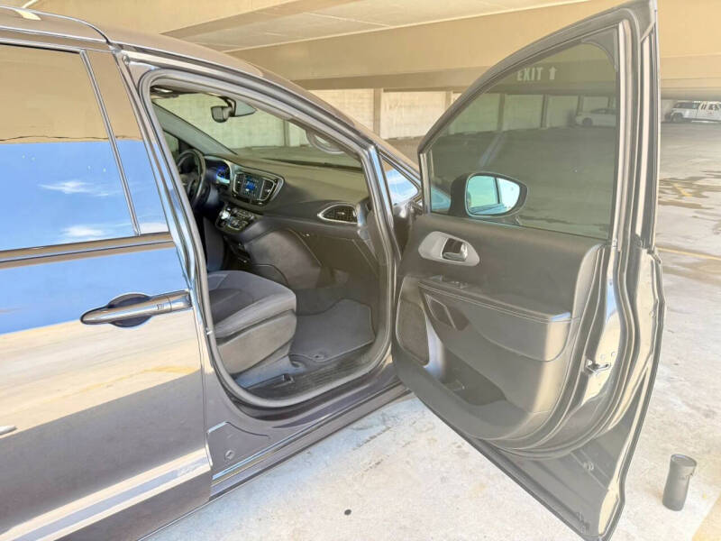 2019 Chrysler Pacifica Touring Plus