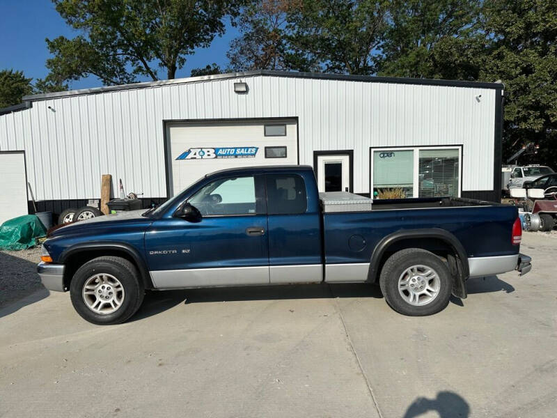 2001 Dodge Dakota for sale at A & B AUTO SALES in Chillicothe MO
