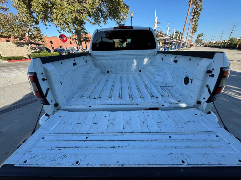 2022 Nissan Frontier S