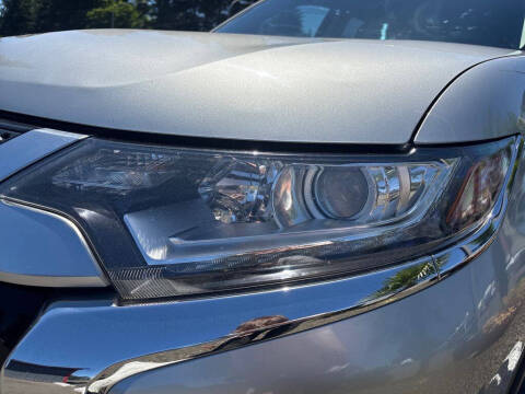 2020 Mitsubishi Outlander SEL