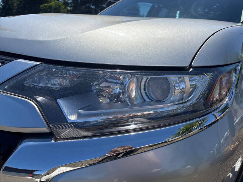 2020 Mitsubishi Outlander SEL