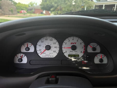 2004 Ford Mustang SVT Cobra