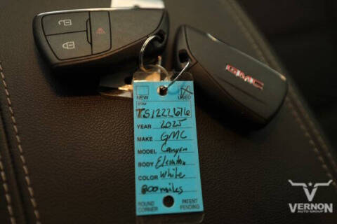 2025 GMC Canyon Elevation