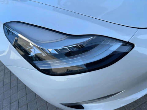 2020 Tesla Model 3 Standard Range Plus