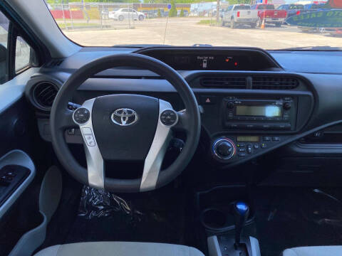 2013 Toyota Prius c