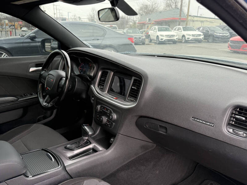 2020 Dodge Charger SXT