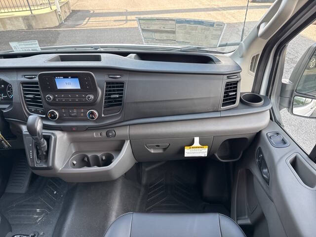 2025 Ford Transit 250