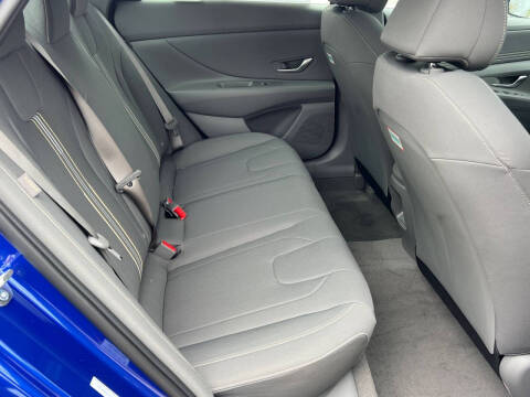 2026 Hyundai Elantra SEL Sport