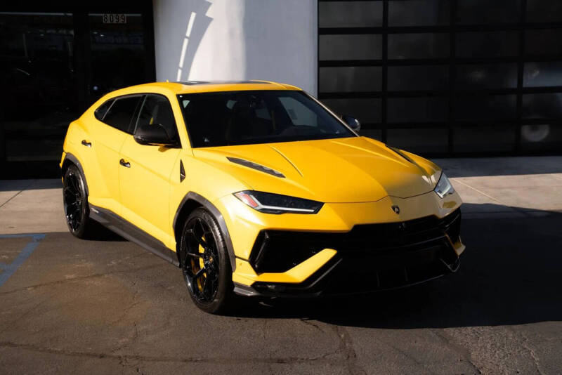 2024 Lamborghini Urus Performante