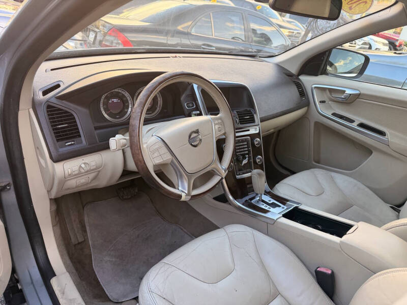 2012 Volvo XC60 3.2 Platinum