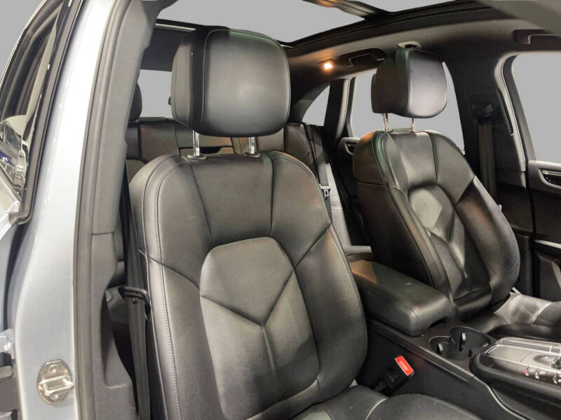 2016 Porsche Macan S