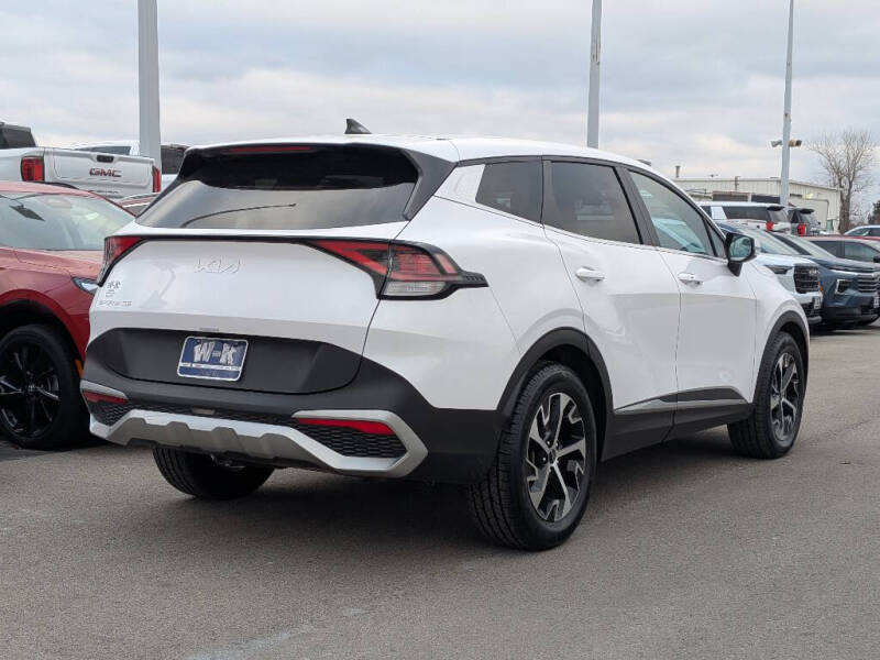 2024 Kia Sportage EX