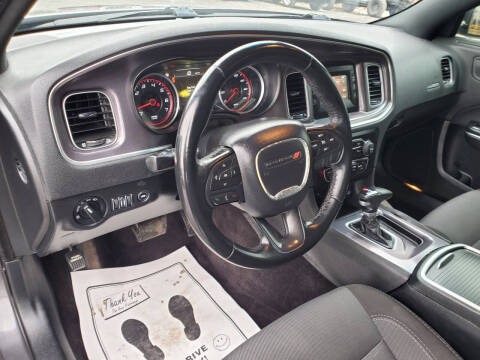 2017 Dodge Charger SE