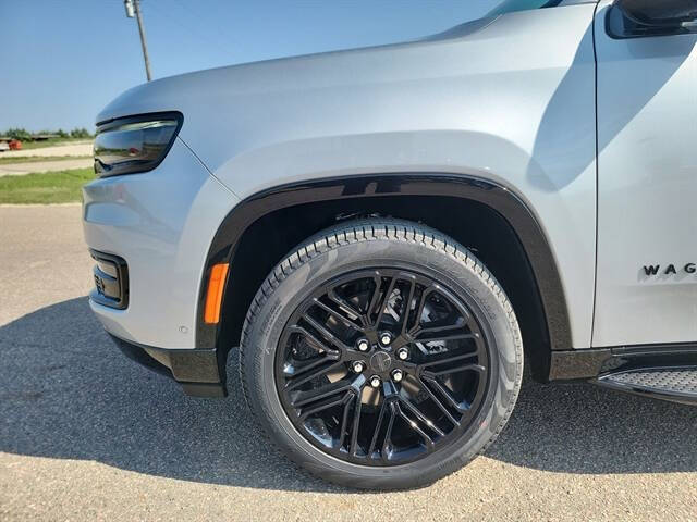 2025 Jeep Wagoneer L Carbide