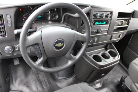 2024 Chevrolet Express 2500