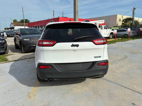 2016 Jeep Cherokee Latitude