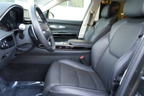 2025 Genesis GV70 2.5T Standard