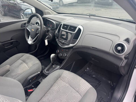 2019 Chevrolet Sonic LT Auto Fleet