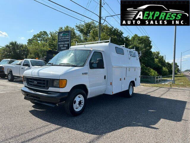 2007 Ford E-Series for sale at A EXPRESS AUTO SALES INC in Tarpon Springs FL