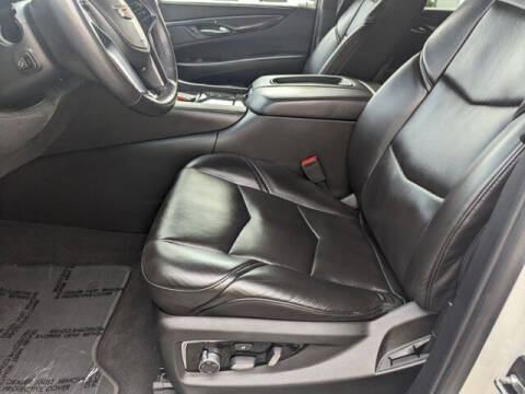 2020 Cadillac Escalade Platinum