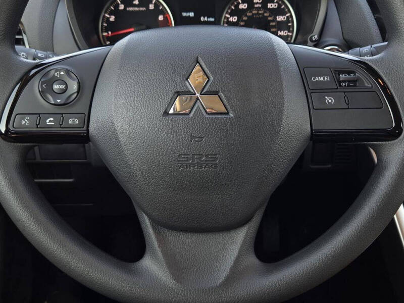 2026 Mitsubishi Eclipse Cross LE