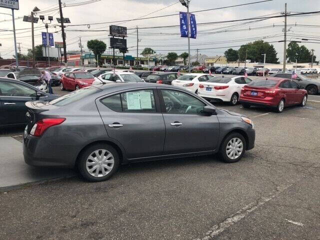 2017 Nissan Versa