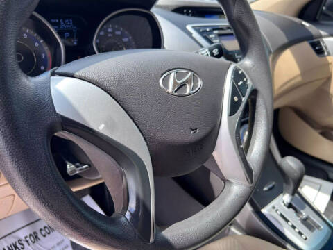 2012 Hyundai Elantra Limited