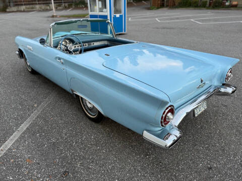 1957 Ford Thunderbird