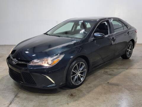 2015 Toyota Camry for sale at PINGREE AUTO SALES INC in Crystal Lake IL
