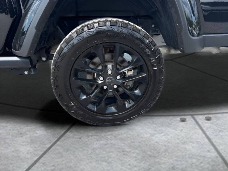 2024 Jeep Gladiator Sport