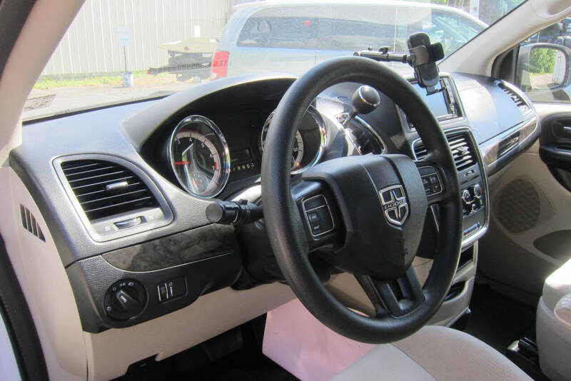 2017 Dodge Grand Caravan SE