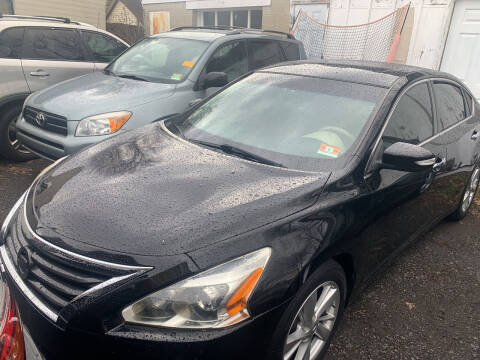 2013 Nissan Altima for sale at UNION AUTO SALES in Vauxhall NJ