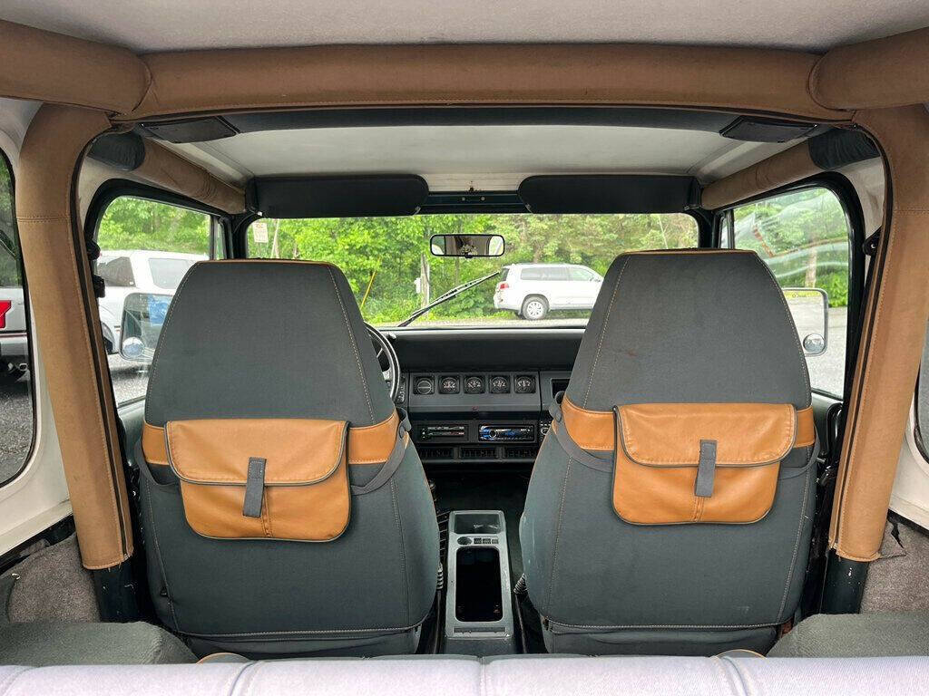 1994 Jeep Wrangler 16