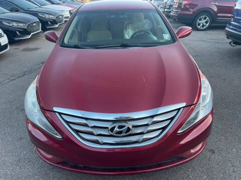 2013 Hyundai Sonata for sale at STATEWIDE AUTOMOTIVE LLC in Englewood CO