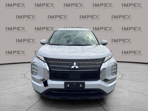 2022 Mitsubishi Outlander ES