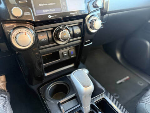 2022 Toyota 4Runner TRD Off-Road