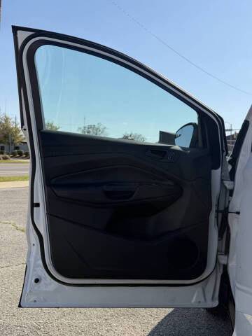 2017 Ford Escape S