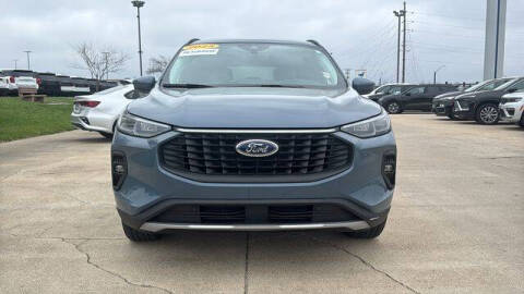 2025 Ford Escape Platinum