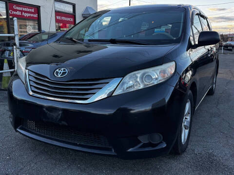 2014 Toyota Sienna L 7-Passenger
