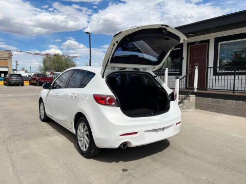 2013 Mazda MAZDA3 i Touring