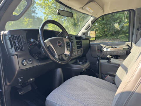 2017 GMC Savana 2500