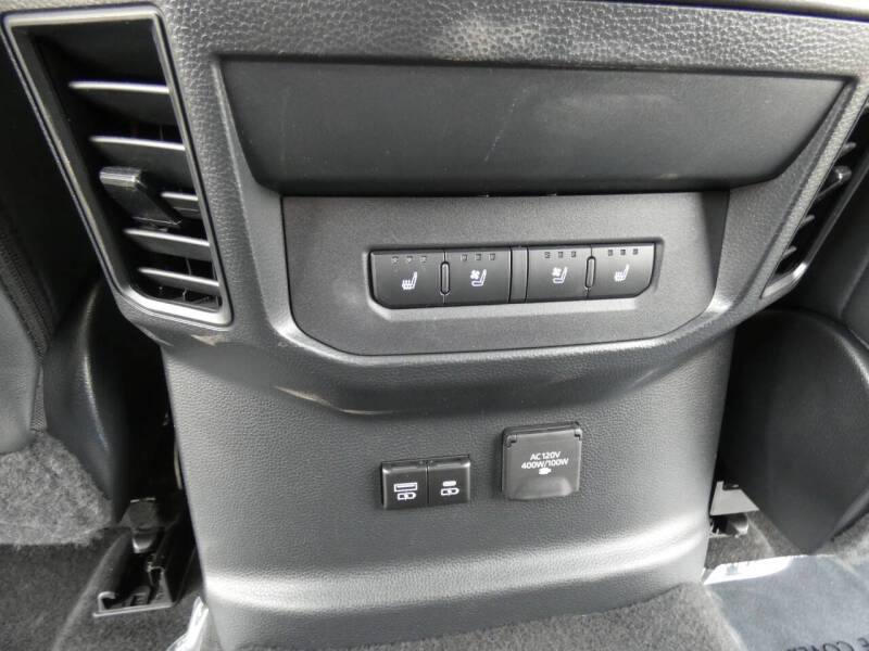 2024 Toyota Tundra Platinum HV